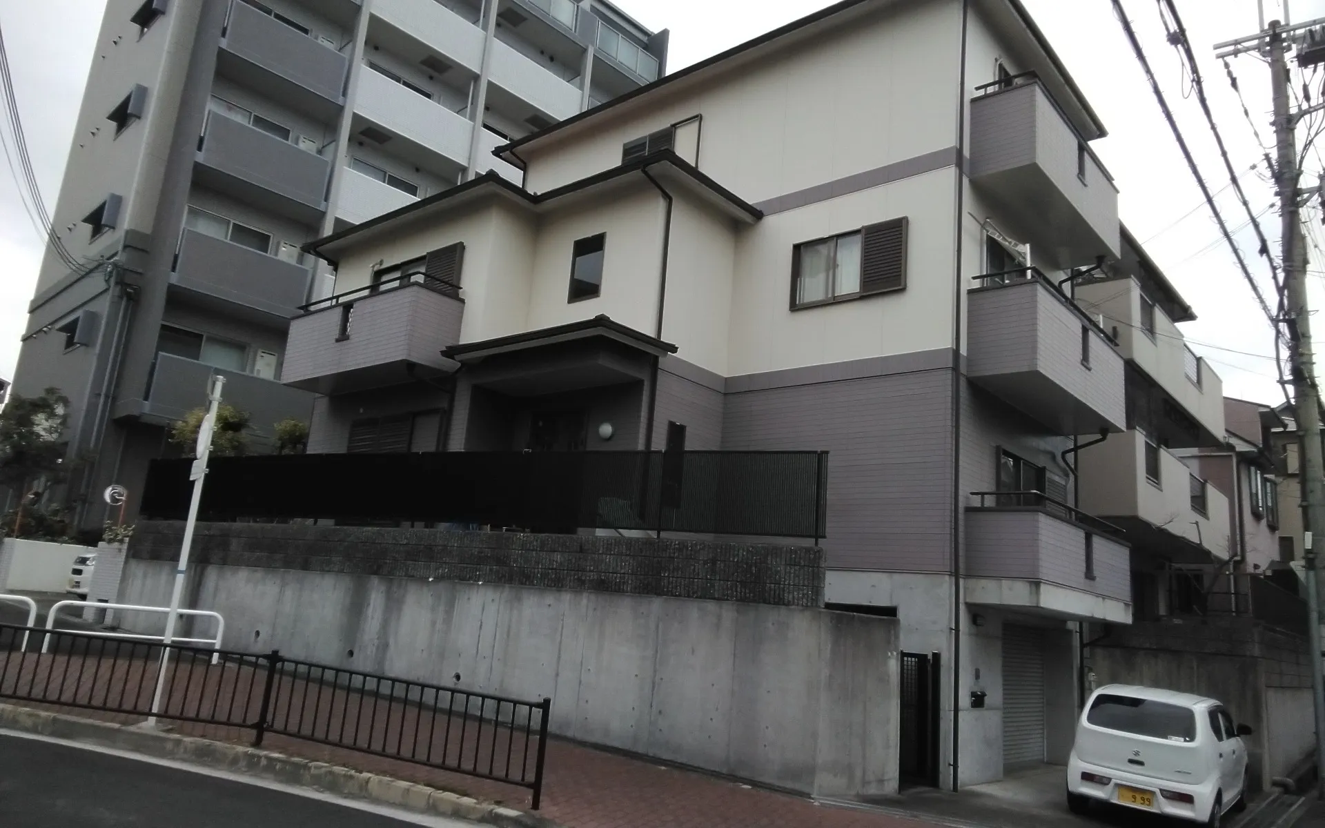 吹田市の外壁塗装、屋根補修塗装及びシール工事を施工しました