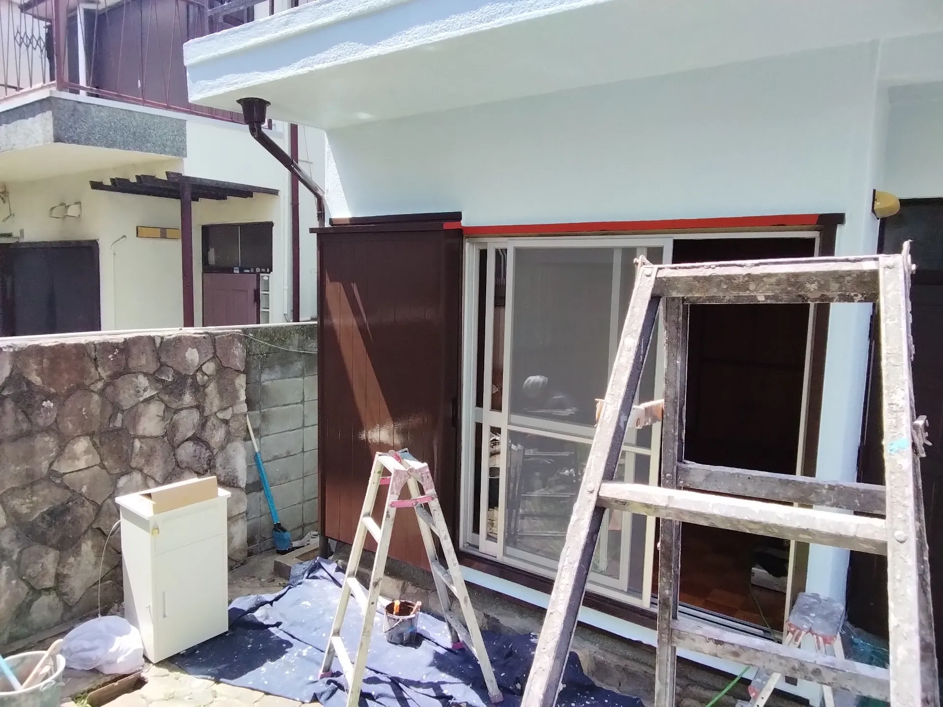兵庫県尼崎市で外壁補修､外壁塗装を、施工しました。