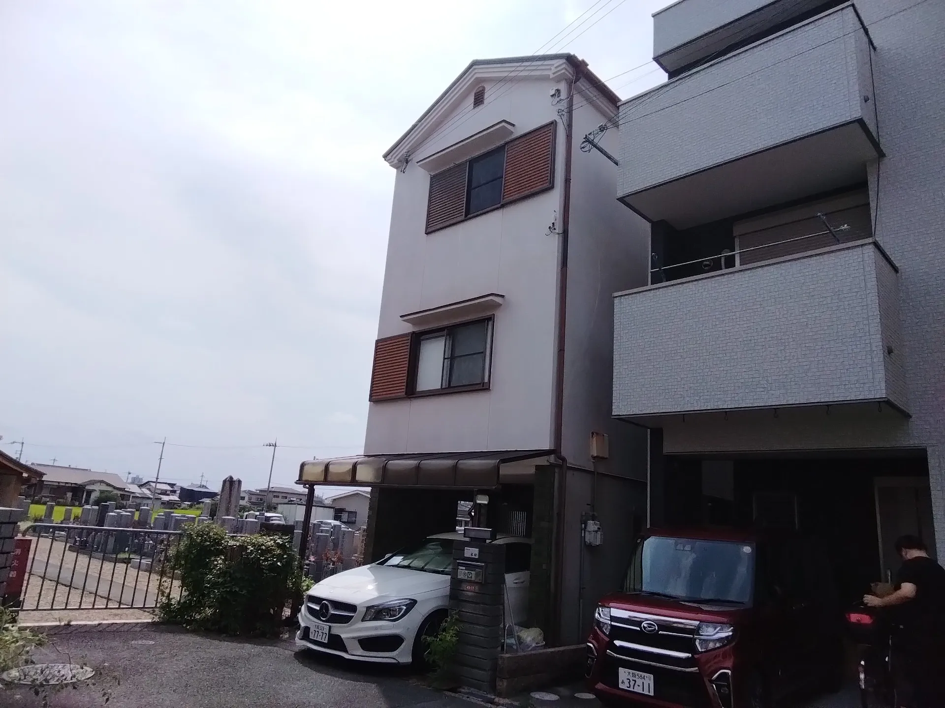 大阪府高槻市で外壁補修､外壁塗装､シーリング工事､ベランダ簡易防水を、ご契約して頂きました。