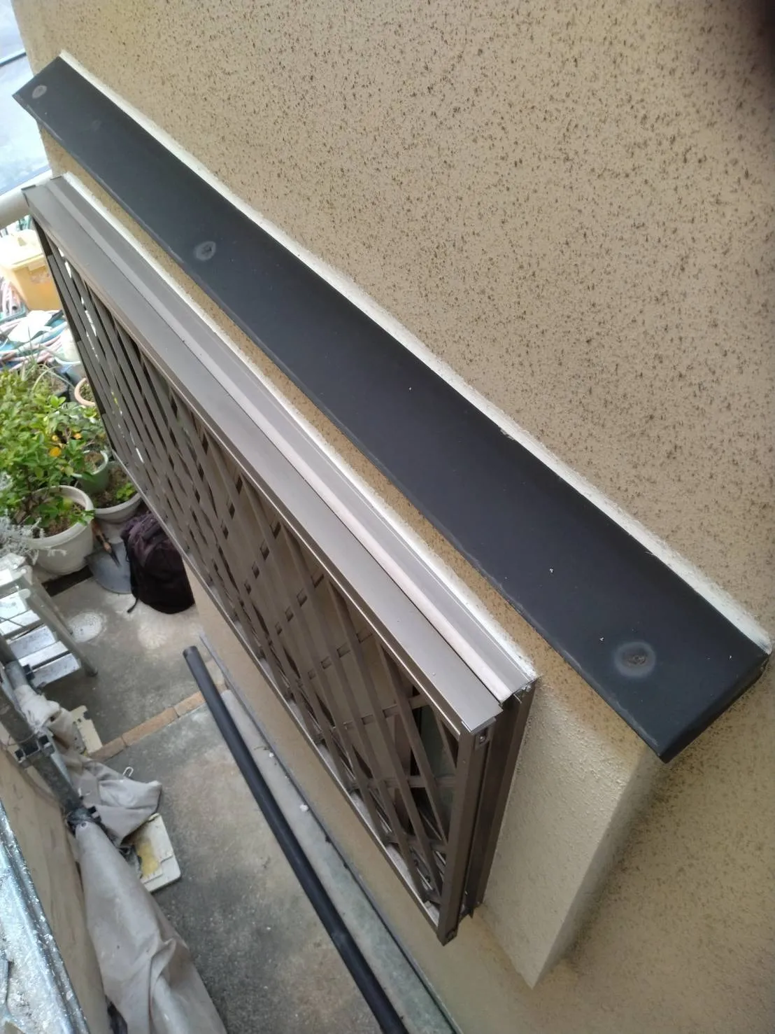 大阪府吹田市でシーリング工事を、施工しました。