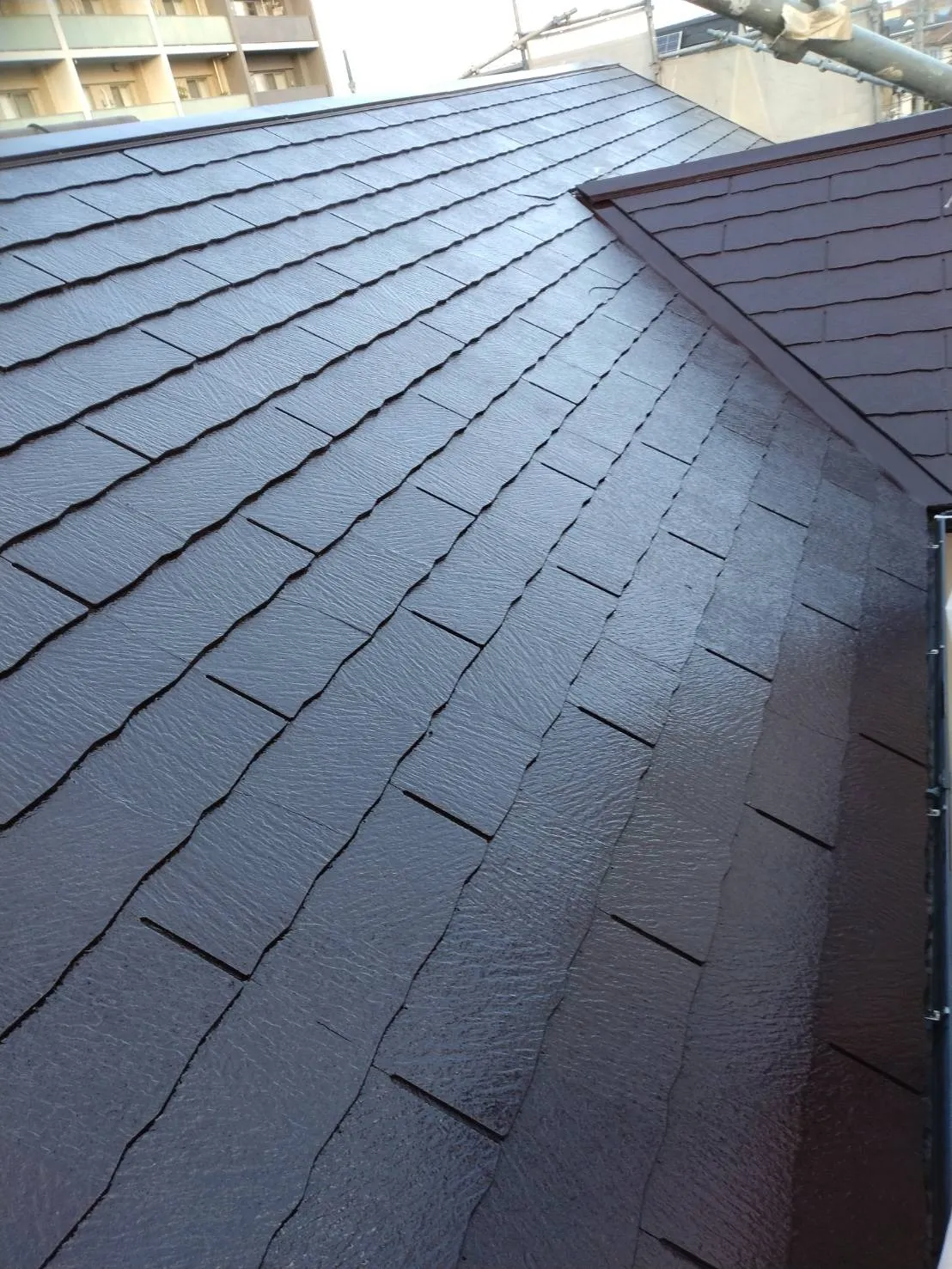 大阪府吹田市で屋根補修、屋根塗装を施工しました。