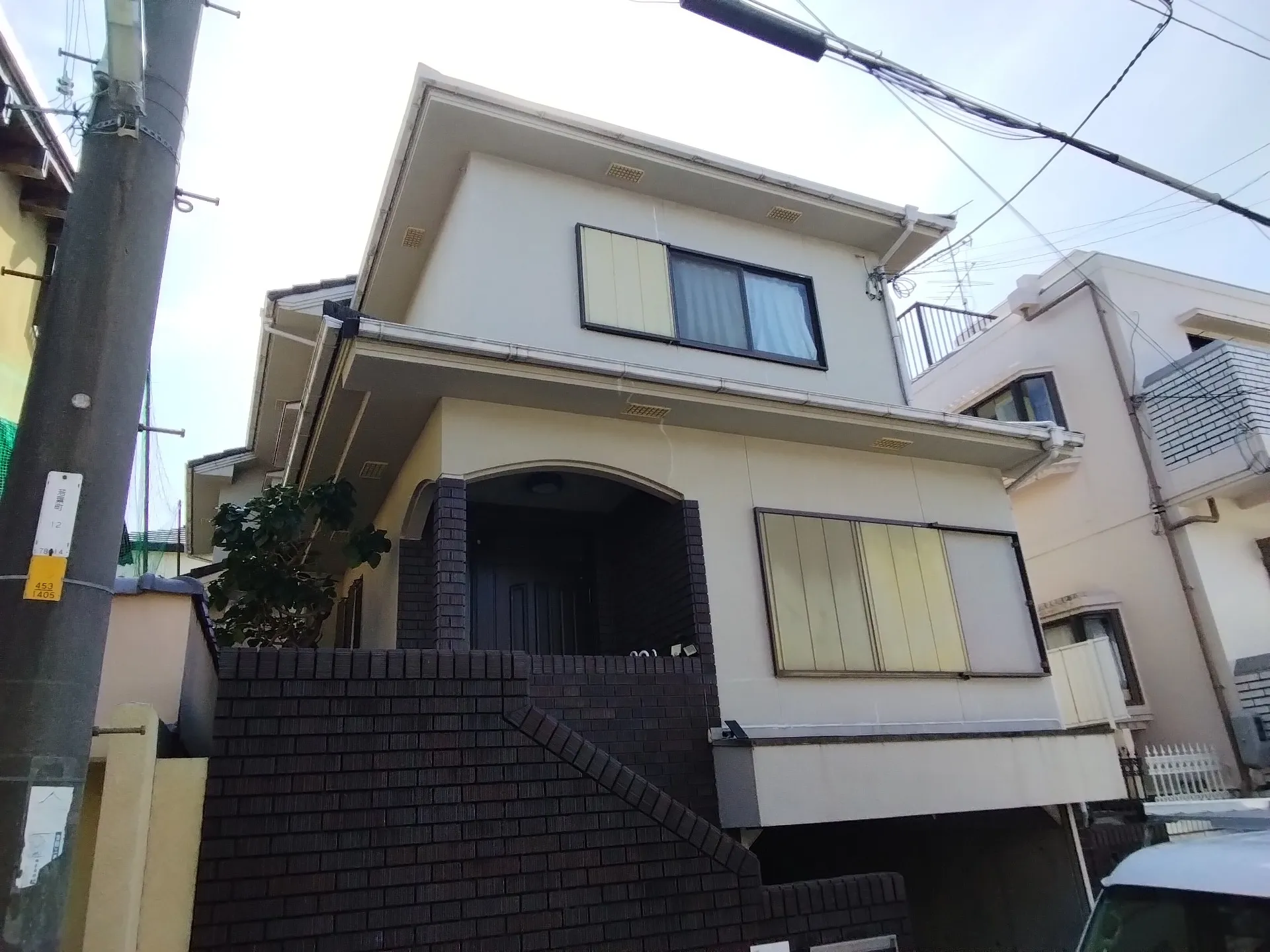 大阪府吹田市で外壁フル塗装､屋根塗装､シーリング工事､ベランダ簡易防水工事をご契約して頂きました。