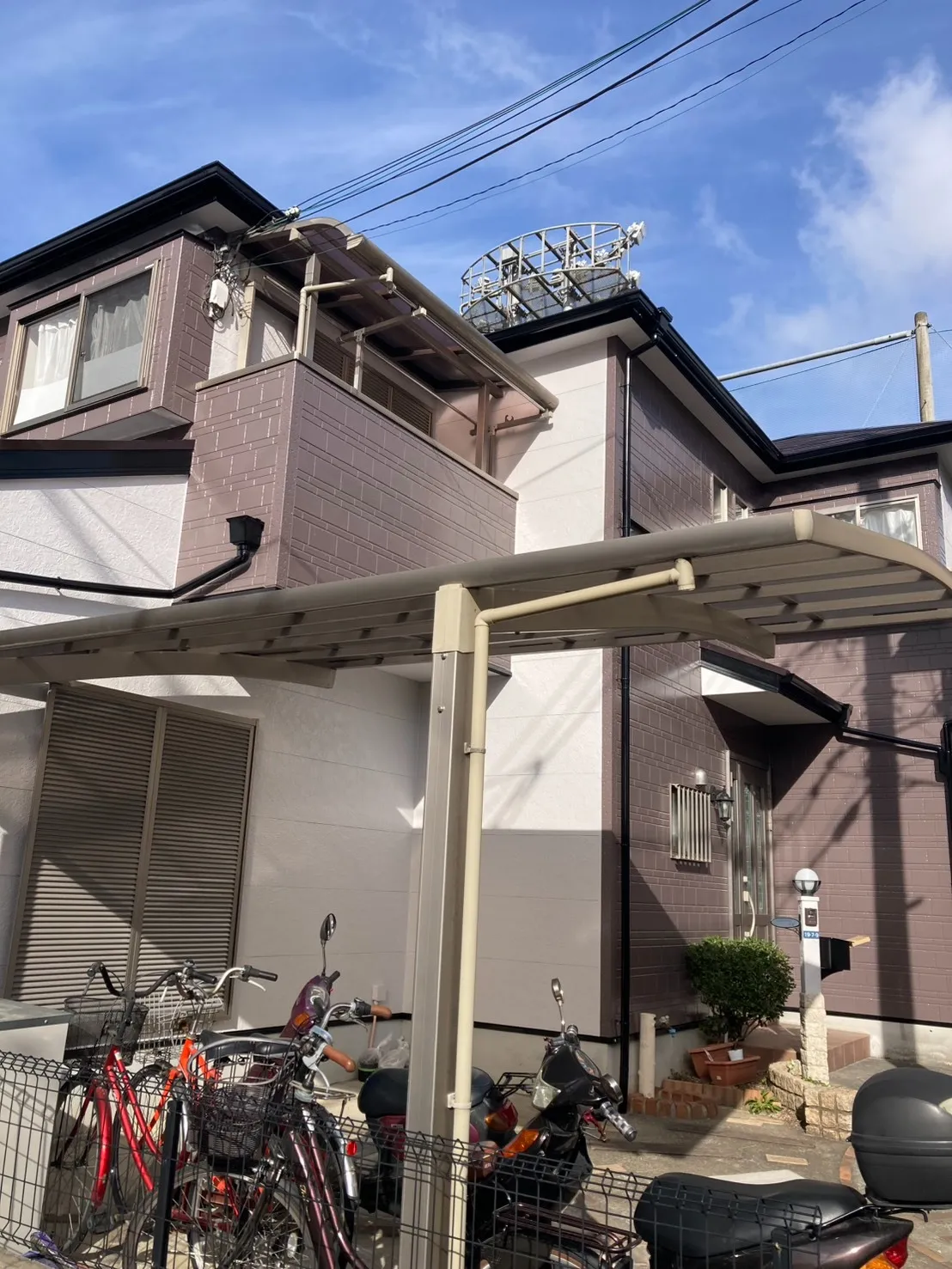 大阪府茨木市で外壁フル塗装､屋根塗装､シーリング工事､ベランダ簡易防水を完工しました。