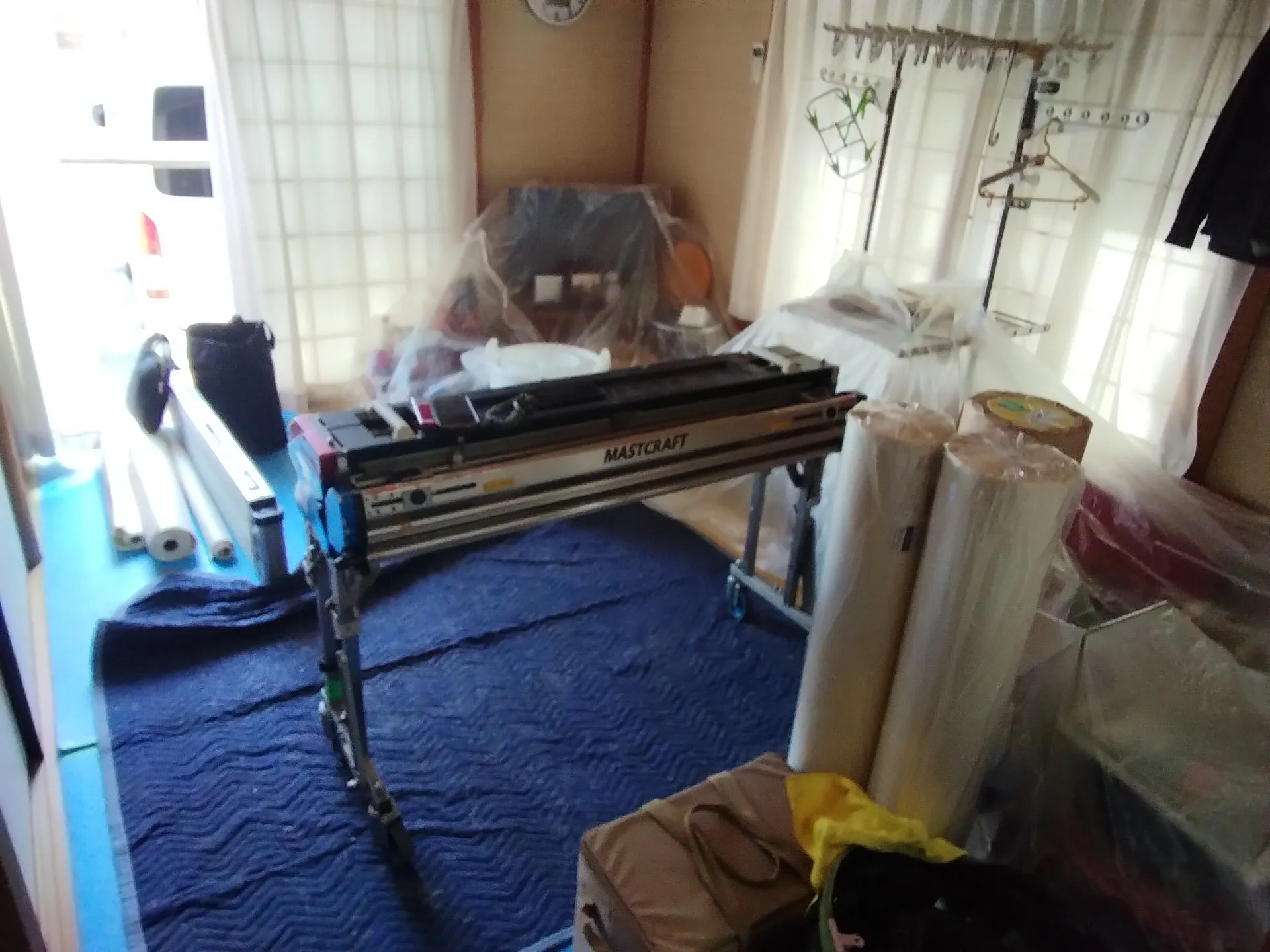 滋賀県草津市で内装工事のクロス張替工事を施工しました。