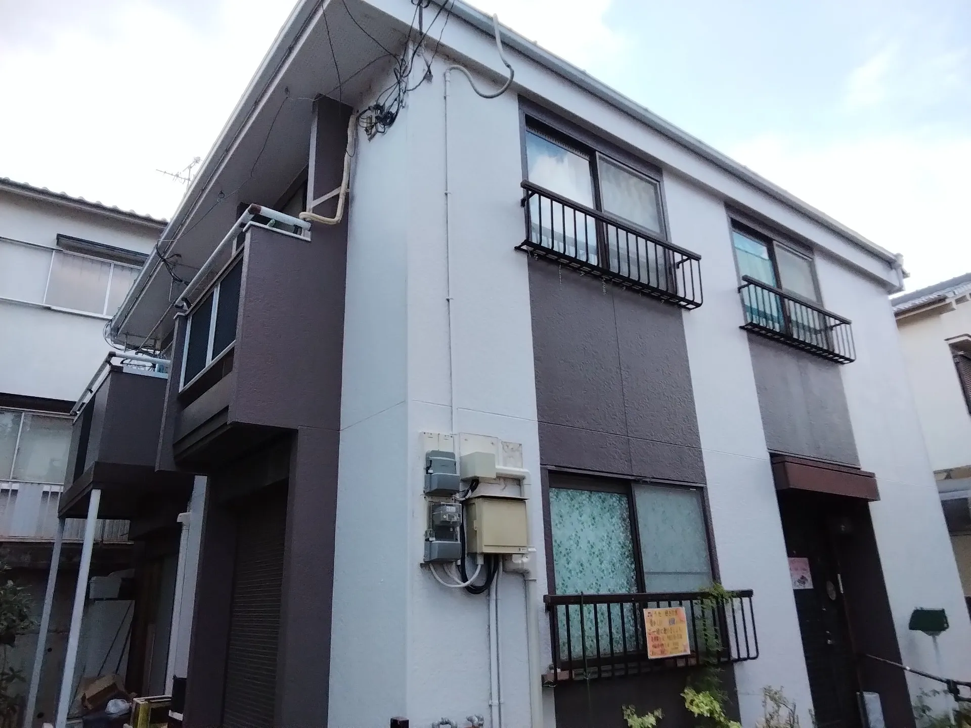 大阪府茨木市で屋根塗装工事を、ご契約して頂きました。