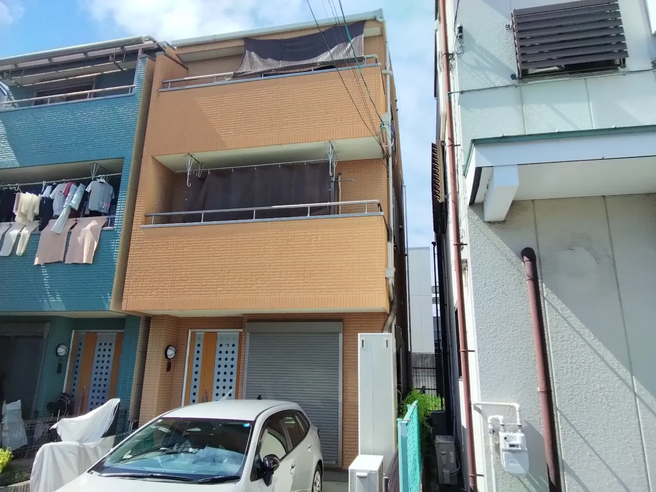 大阪府摂津市で外壁フル塗装､屋根塗装､シーリング工事､ベランダ簡易防水工事をご契約して頂きました。
