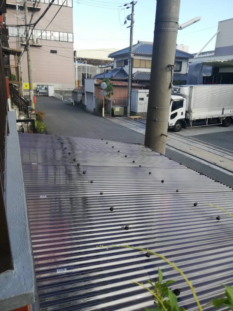 大阪府門真市で浪板交換を施工しました。